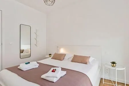 Huswell - New Apartment Near The Beach With Stunning Seaview Oostende België