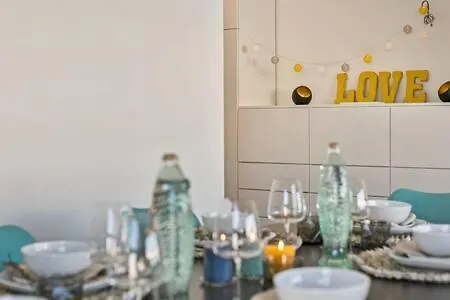 Huswell - New Apartment Near The Beach With Stunning Seaview Oostende 0*,