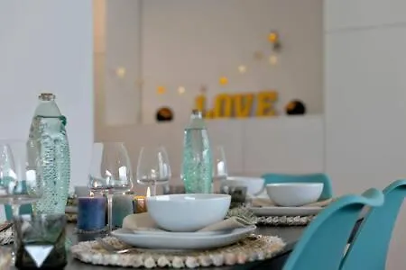 Huswell - New Apartment Near The Beach With Stunning Seaview Oostende