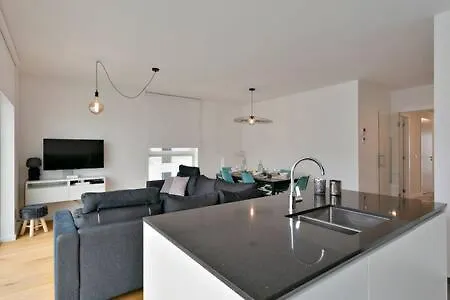 Huswell - New Apartment Near The Beach With Stunning Seaview Oostende 0*,  België