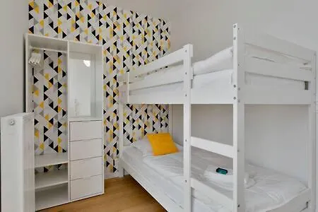 Huswell - New Apartment Near The Beach With Stunning Seaview Oostende