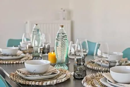 Huswell - New Apartment Near The Beach With Stunning Seaview Oostende