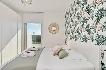 Huswell - New Apartment Near The Beach With Stunning Seaview 奥斯滕德